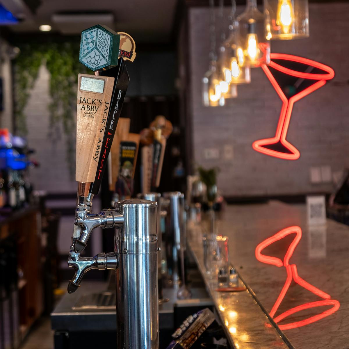 İzmir gece hayatı Alsancak barlar